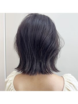 アフロートリノ(AFLOAT Leino) 小顔ヘルシーレイヤースタイル透明感カラー【修】20代30代40代