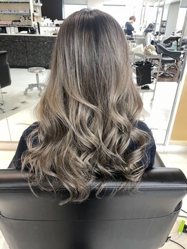 シャンプーボーイエイムス(SHAMPOO BOY aims) バレイヤージュ