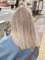 リブ(Live)&nbsp;《ブリーチオンカラー》ホワイトベージュ