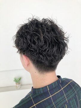スリーヘアーデザインズ(Three Hair Designs) a