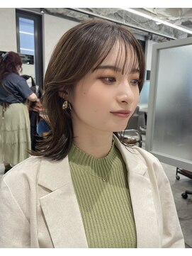 キートス(Kiitos) ミディアムレイヤー外ハネボブレイヤーボブ