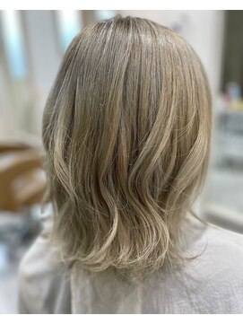 ヘアーアンドリラクゼーション ルーセント(HAIR&RELAXATION LUCENT) .