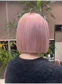 ブリーチカラー/ピンクベージュ/切りっぱなしボブ
