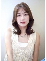 トマト(TOMTO)&nbsp;【RENA】くびれミディアム_レイヤーカット