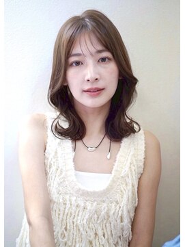 トマト(TOMTO) 【RENA】くびれミディアム_レイヤーカット