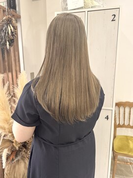 ラフ(laugh) 人気のミルクティーベージュ♪