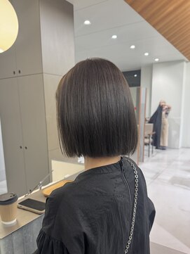 ローレンジウ(LOREN JU) ミディアムヘア/暗めカラー/グランマッシュ/名駅/レイヤーカット