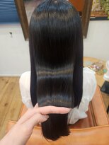 エルムトウキョウ(ELM Tokyo)&nbsp;広がり、パサつきが気になる方も縮毛矯正でサラ艶☆