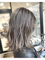 パーク(PAAQ) 【田中 智大】切りっぱなしボブ×Beach ハイライト(ベージュ)