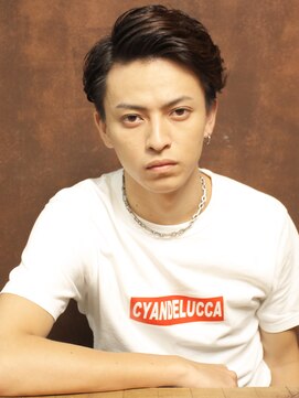 シアンデルカ(CYANDELUCCA) アップバング七三ショート