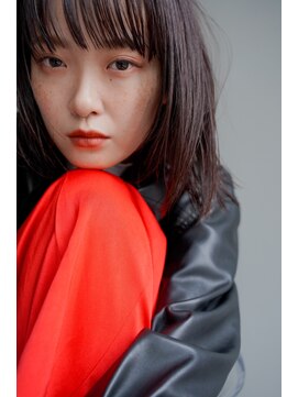 ムク(MUKU) 顔まわりレイヤーボブ