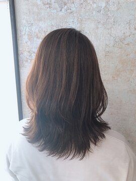 ピアニー(Peony) ミディアムレイヤー