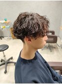 波巻きパーマセンターパートツイストパーマメンズマッシュパーマ