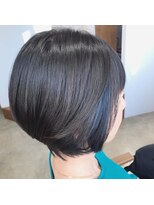 アイデザイン(I design)&nbsp;前下がりボブ