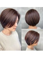 トゥージュ ベル(Toujours Belle)&nbsp;前髪長め大人垢抜けショート×オリーブベージュカラー