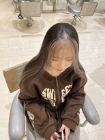 ヘアーアンドメイク ブロッサム 志木南口店(HAIR&MAKE Blossom) インナーカラーミルクティーベージュブリーチダブルカラー志木