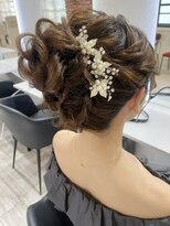 ディティカ サウ(Dityca sow)&nbsp;高めアップスタイル