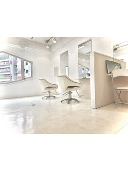 実力派スタイリストが大人女性の髪のお悩みを解決します◎【池袋/髪質改善/縮毛矯正/池袋縮毛矯正】