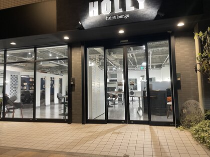 ホリー(HOLLY)の写真
