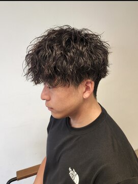 ニアウ 伊勢崎連取店(Niau) 刈り上げマッシュツイストスパイラルパーマ