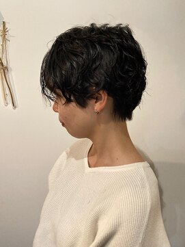 ナナシ(NaNaShi) ショートパーマ