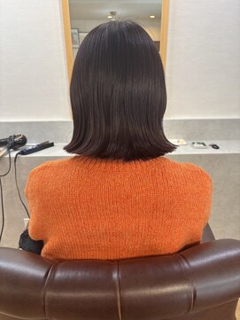 インビテーション(invitation) 切りっぱなしボブスタイル