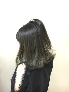 クラン(clan) clan<大人可愛いヴェールウェーブブルージュ黒髪ミディ＞