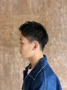 ヘアーインディーズ(HAIR...inD's) ソフトウルフ×刈り上げ
