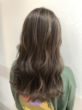 フゥカ 類家店(fuka) ハイライトミルクティーベージュ