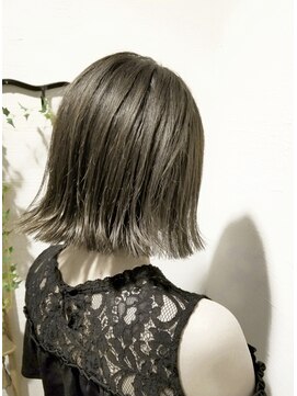 ローグ ヘアー 金町店(Rogue HAIR) ローグ金町美容室(TAKA)カーキグレージュハイライト外ハネボブ