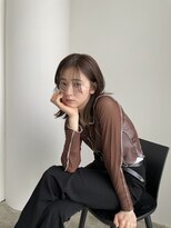 エイチ(811)&nbsp;ミニウルフホワイトグレージュレイヤーカット大人ショート美髪