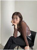ミニウルフホワイトグレージュレイヤーカット大人ショート美髪