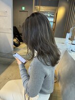 ミー(mii)&nbsp;【mii】レイヤーカット/モカグレージュ