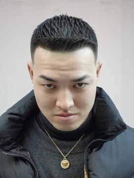 ダムディートウキョウヘアーラウンジ 上野店(DAMDEE TOKYO hair lounge) クルーカット【東京/上野/バーバー】