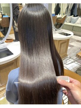 プアメリア 名古屋(Puamelia) 絹髪縮毛矯正