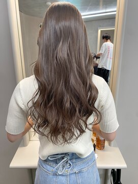 エウペ 渋谷(WEUPE) 斜めバング/グレージュカラー/デザインカラー/シルキーベージュ