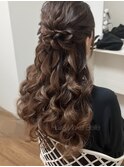 王道！ねじりハーフアップ