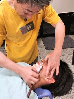 カットスペース ミクスト(CUT SPACE Mixed)の写真/“清潔感×好印象”を叶える!男の身だしなみをトータルサポート!プロのお顔そり[シェービング]お任せ下さい