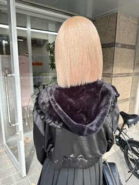 ティント 梅田(Tint) 【Ryota】ホワイトピンクベージュ《大阪梅田駅》