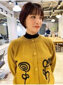 刈り上げショート　ショートボブ　チェリーレッド