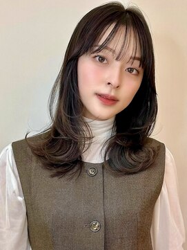 バイオレットジェム(Violet`jem) ミディアムヘア似合わせカットグレージュ小顔前髪ぱっつん