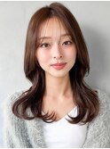 デジタルパーマホワイトブロンド愛され外ハネボブ斜めバング