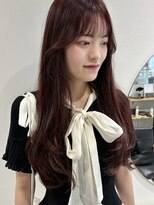 ラミエバイメルト 下北沢(lamie by melt)&nbsp;ブリーチなしカラーチェリーレッドカシスピンクレイヤーカット