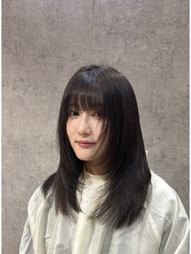 ユーカナヤマ(u Kanayama) “小顔”フェイスレイヤー