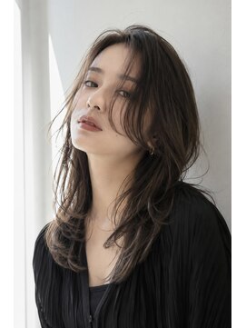 オアシスアヴェダ ザ・ペニンシュラ東京(OASIS AVEDA) セミロング・暗髪ロング・レイヤー・銀座日比谷有楽町20代30代