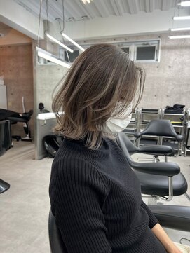 イキ 表参道(iki omotesando) モード/無造作ウェーブ/大人ガーリー[表参道駅]