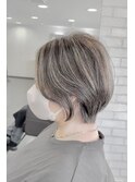 くびれショート×透明感ハイライト