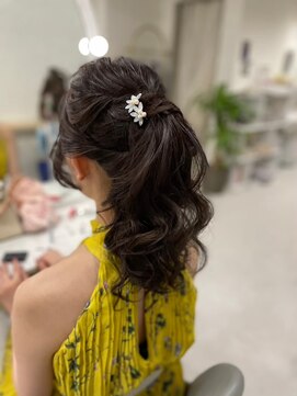 ラモ(RAMO) 長さ出しポニーテール