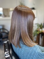 リリウム(LILIUM)&nbsp;大人可愛い艶々ミディアムボブ/髪質改善/20代30代40代/幸手/久喜