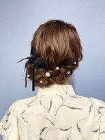 ヒュミ(hymy) 編み込みアップ/結婚式お呼ばれヘアセット/おだんごヘア/モテ髪